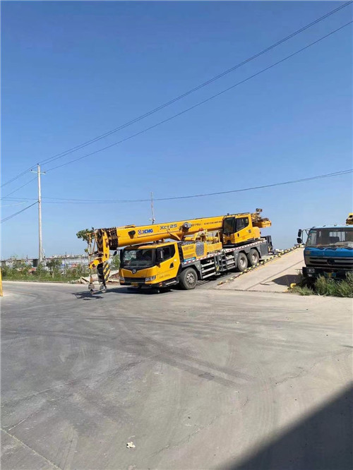 突泉县吊车作业时，可能会产生哪些额外收费项目？